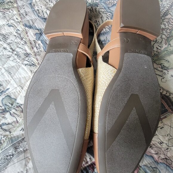 Voinic Leather Cap-Toe Flats - Petaluma Camel/Tan 9 Medium - Picture 3 of 6